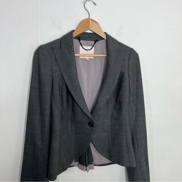 Rebecca Taylor Gray Wool Blend Ruffle Pleated Back Blazer Jacket Size 8 - Picture 3 of 13
